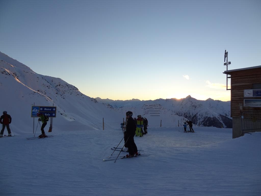 Ferienhaus Meins Kals-am Großglockner Kamer foto